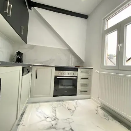 -2-zentral-traumwohnung-rhein Apartamento