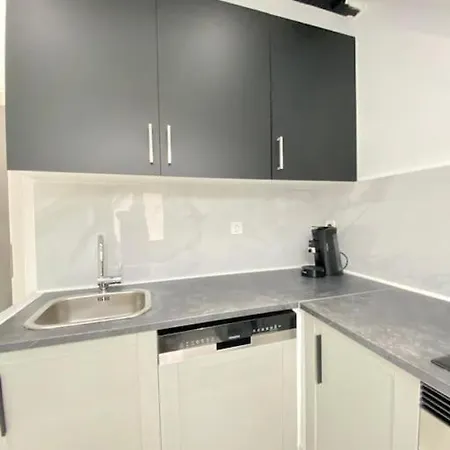 -2-zentral-traumwohnung-rhein